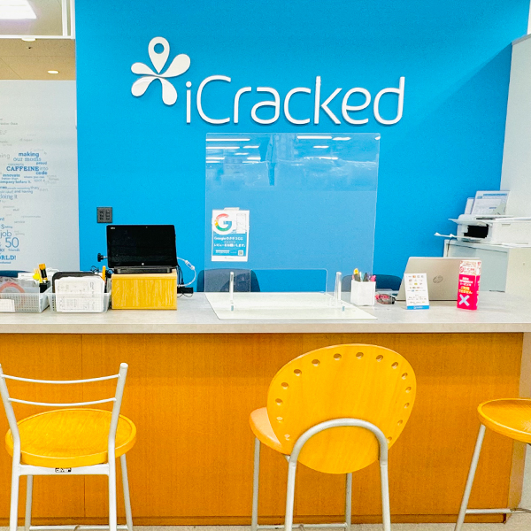 iCracked Store イオンスタイル洲本