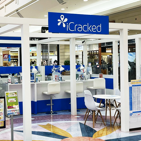 iCracked Store Aeonmall Yokkaichikita