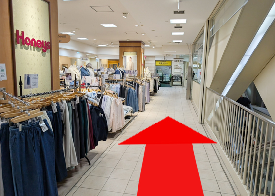 iCracked Store アスピア明石への道順6