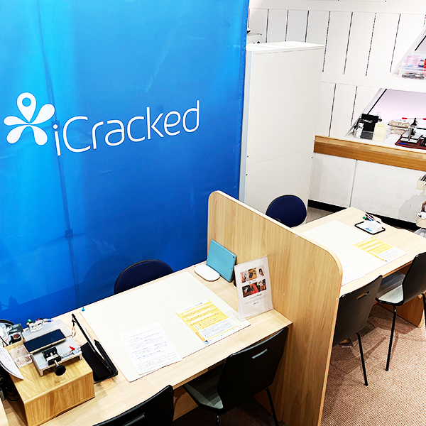 iCracked Store ウエストコート姪浜