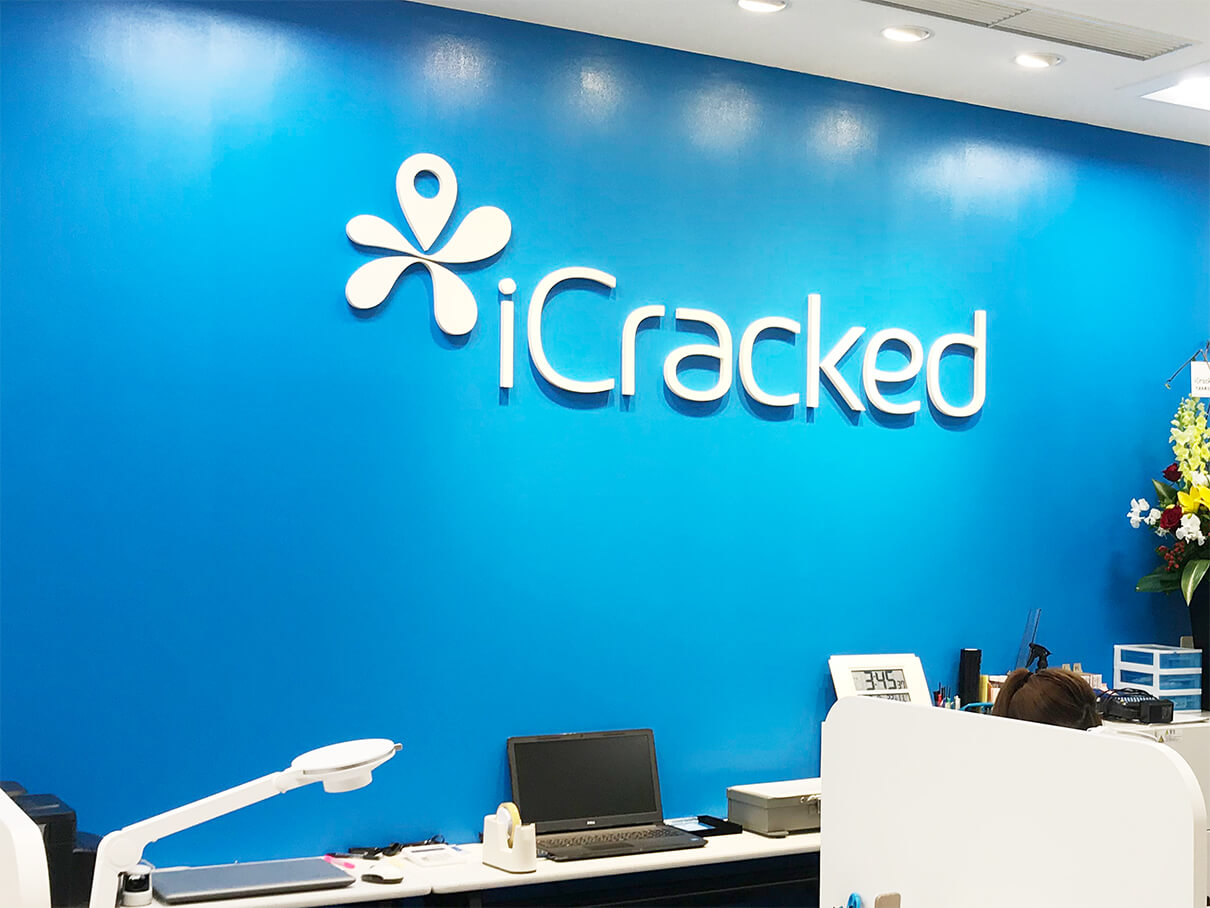 iCracked Store 上大岡の店舗画像