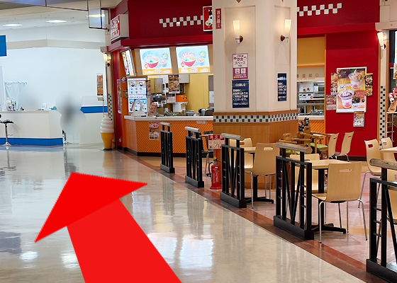 iCracked Store イオン守山への道順6