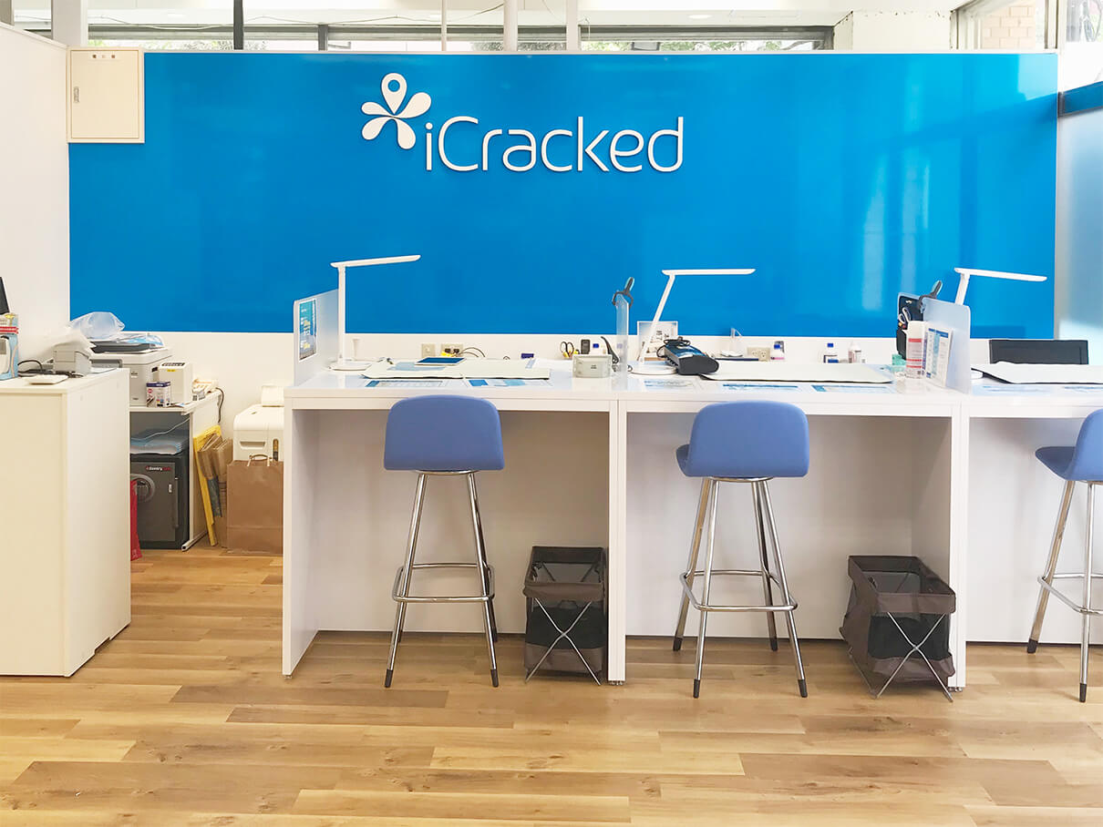 iCracked Store イトーヨーカドー武蔵境の店舗画像