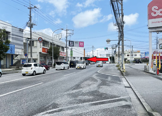 iCracked Store サンエー具志川メインシティへの道順1