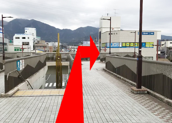 iCracked Store 渋沢への道順2