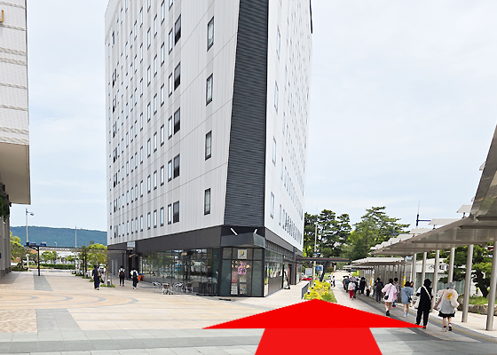 iCracked Store 高松 丸亀町グリーンへの道順2