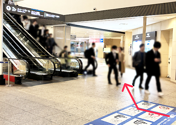 iCracked Store 横浜ランドマークタワーへの道順3