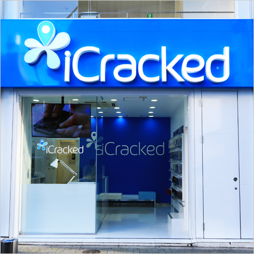 iPhone修理 iCracked Store 渋谷